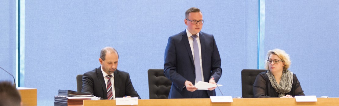 Alexander Miesen neuer Parlamentspräsident
