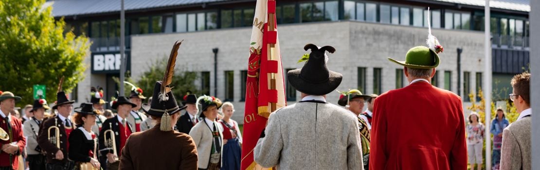 Parlament empfängt die Gäste des Tirolerfestes aus Mayrhofen-Hippach in Österreich