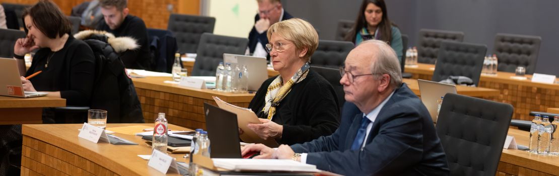 Regierungskontrolle im Januar 2023