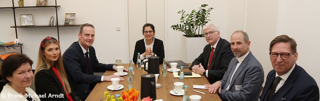 19. April 2023 - Grenzüberschreitender Gedankenaustausch zu Fragen der parlamentarischen Arbeitsweise