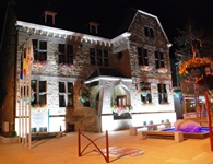 Büllingen Rathaus bei Nacht