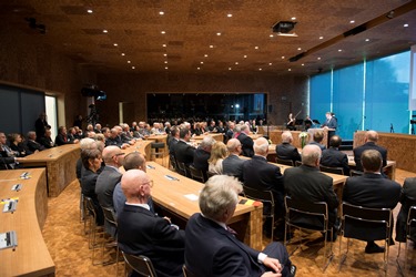 Blick in den Plenarsaal