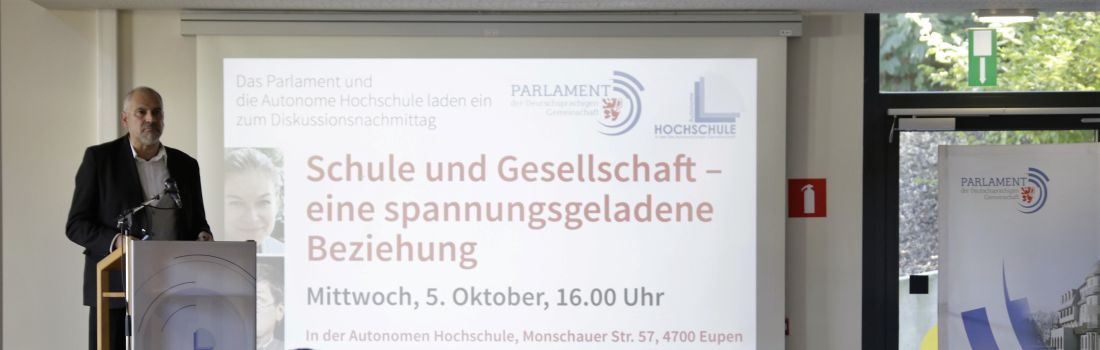 Schule und Gesellschaft - eine spannungsgeladene Beziehung