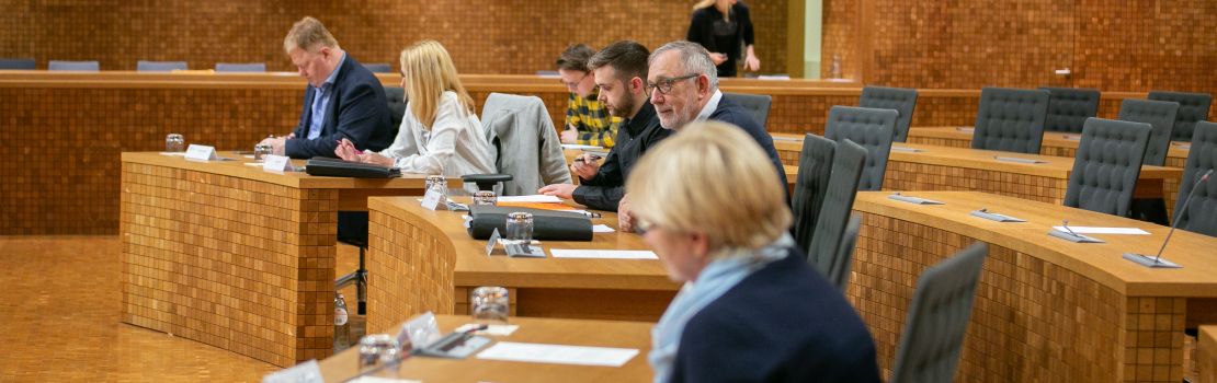 Regierungskontrolle im Dezember