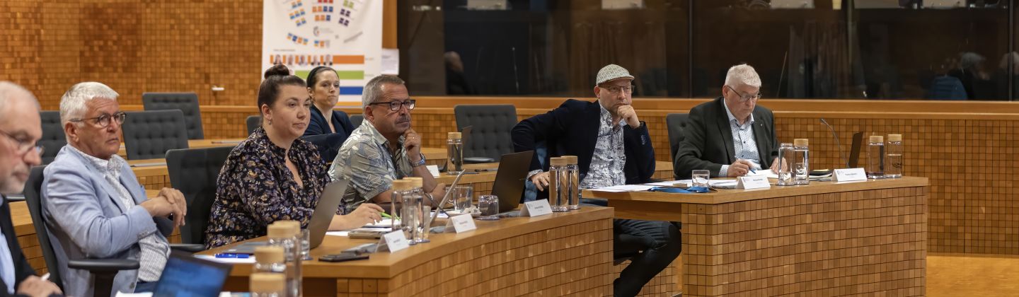 Regierungskontrolle im Juni 2026